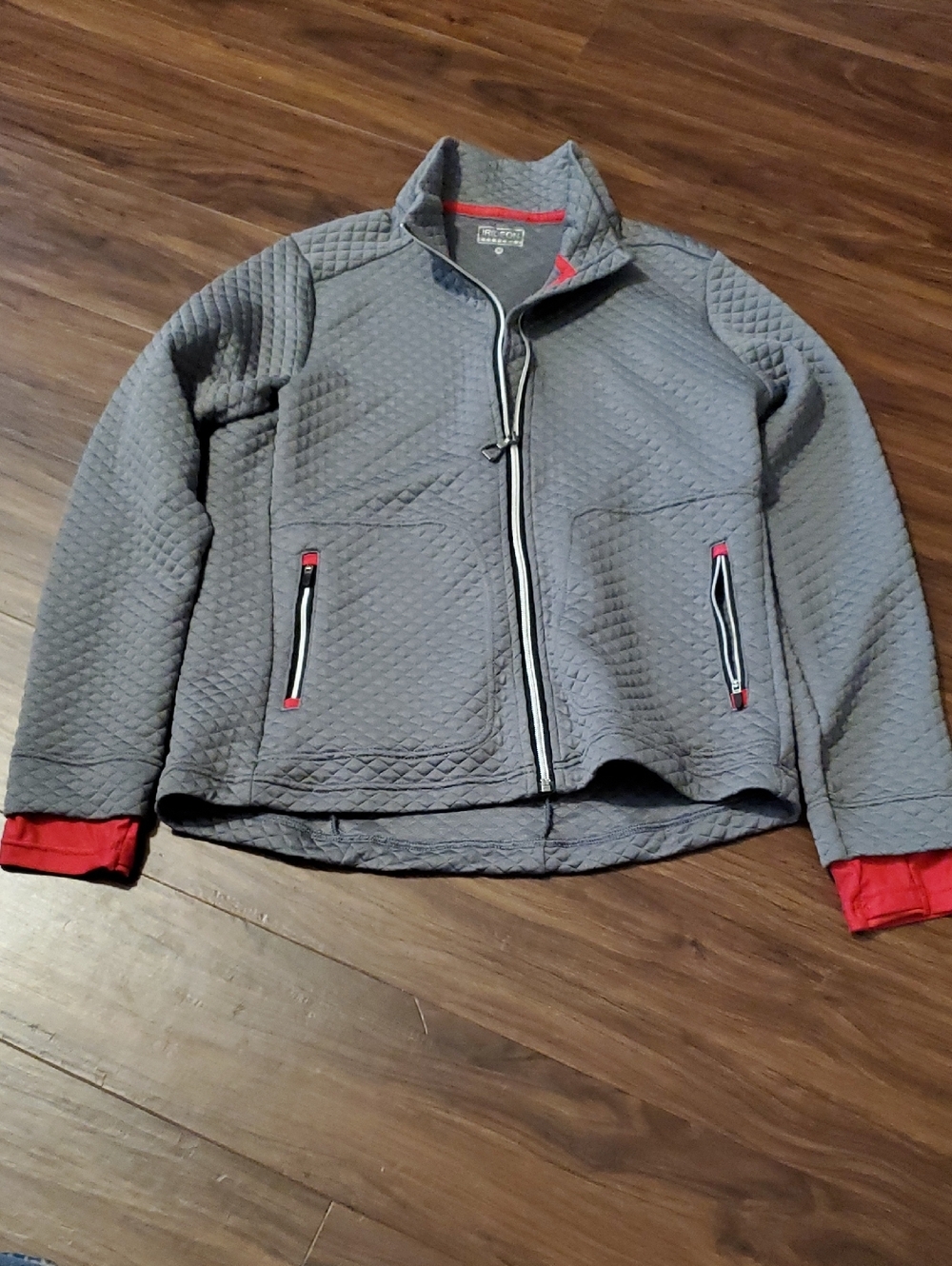 IRIDEON AirLoft Gray Quilted Lightweight Jacket with Red Trim Full Zip